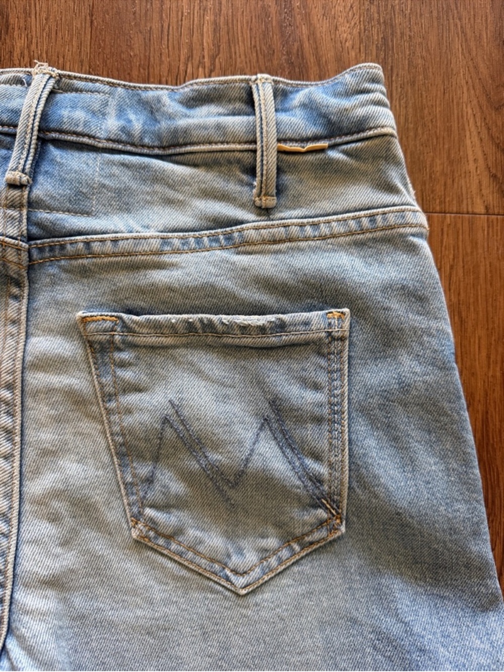 Mother The Hustler Roller Sneak Jeans - Picture 7 of 7